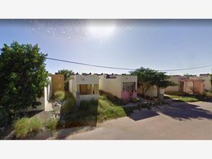 Casa en Venta en Villas de San Miguel Nuevo Laredo