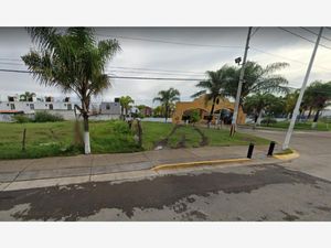 Casa en Venta en Jardines Del Edén Tlajomulco de Zúñiga