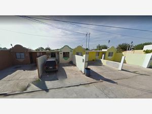 Casa en Venta en Maclovio Herrera Nuevo Laredo