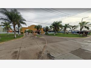 Casa en Venta en Jardines Del Edén Tlajomulco de Zúñiga