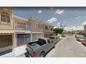 Casa en Venta en Villa Jacarandas Torreón