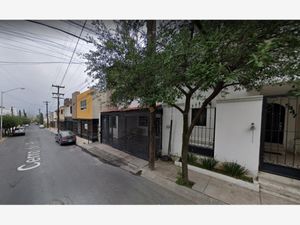 Casa en Venta en Valle de las Cumbres Primer Sector Monterrey