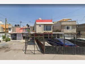 Casa en Venta en Valle de Anáhuac Sección A Ecatepec de Morelos