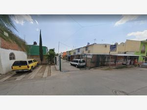 Casa en Venta en La Azucena El Salto