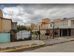 Casa en Venta en San Buenaventura Toluca