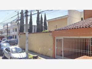 Casa en Venta en La Calma Zapopan