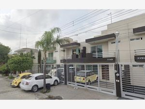 Casa en Venta en Villa Vicente Guerrero Guadalajara