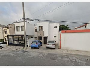 Casa en Venta en Balcones de las Mitras Monterrey