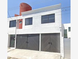 Casa en Venta en Rincon Arboledas Puebla