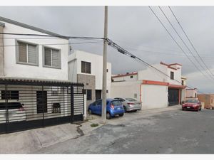 Casa en Venta en Balcones de las Mitras Monterrey