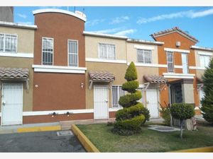 Casa en Venta en Real del Cid Tecámac