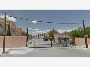 Casa en Venta en INFONAVIT Ampliación Aeropuerto Juárez