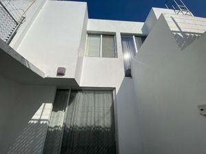 CASA EN VENTA EN JARDÍN DE LAS MORAS TLAJOMULCO ZÚÑIGA