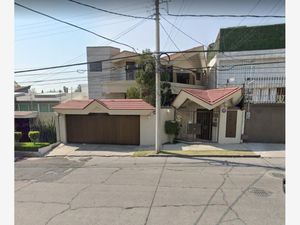 Casa en Venta en Lomas de Tecamachalco Naucalpan de Juárez