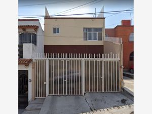 Casa en Venta en El Batan Corregidora