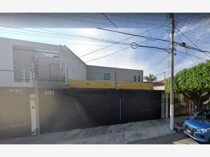 Casa en Venta en La Calma Zapopan