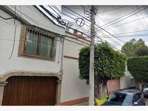 Casa en Venta en Del Carmen Coyoacán