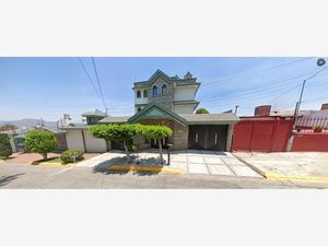 Casa en Venta en Lomas de Valle Dorado Tlalnepantla de Baz