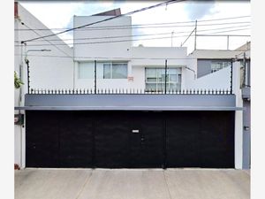 Casa en Venta en Prado Churubusco Coyoacán