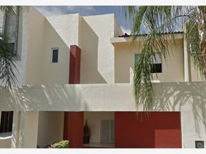 Casa en Venta en Residencial Fluvial Vallarta Puerto Vallarta