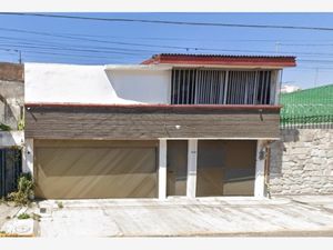 Casa en Venta en Jardines de San Manuel Puebla