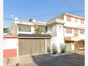 Casa en Venta en La Perla Nezahualcóyotl