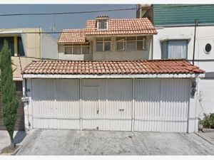 Casa en Venta en Magisterial Vista Bella Tlalnepantla de Baz