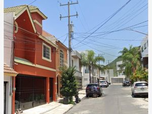 Casa en Venta en Prados de la Silla Monterrey