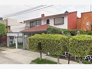 Casa en Venta en Las Arboledas Tlalnepantla de Baz