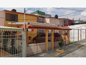 Casa en Venta en Ampliación Vista Hermosa Tlalnepantla de Baz