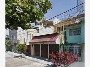 Casa en Venta en Metropolitana Tercera Sección Nezahualcóyotl