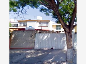 Casa en Venta en Jardines de la Florida Naucalpan de Juárez