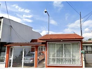 Casa en Venta en Ampliación Vista Hermosa Tlalnepantla de Baz