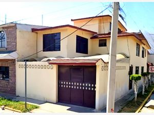 Casa en Venta en Paseo de Santa Maria Cuautitlán