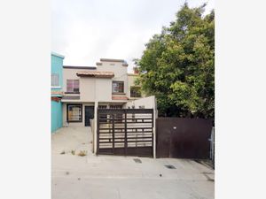 Casa en Venta en Urbi Quinta del Cedro Tijuana