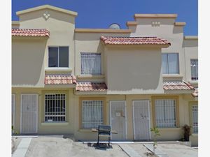 Casa en Venta en Urbi Quinta del Cedro Tijuana