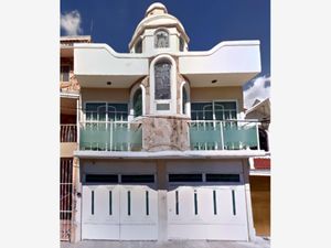 Casa en Venta en Loma Dorada Tonalá