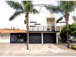 Casa en Venta en Insurgentes 1a Secc Guadalajara