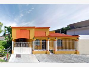 Casa en Venta en Las Rosas Comalcalco