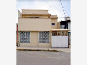 Casa en Venta en Parque Residencial Coacalco 1a Sección Coacalco de Berriozábal