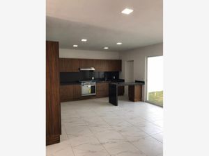 Casa en Venta en Valle Imperial Zapopan