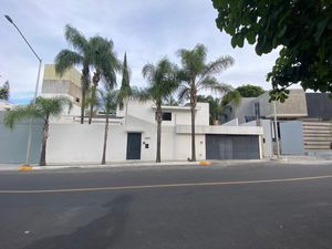 Casa en Venta en Colinas de San Javier Zapopan