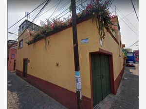 Casa en Venta en San Francisco Culhuacán Barrio de Santa Ana Coyoacán