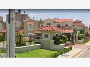 Casa en Venta en Urbi Quinta Montecarlo Cuautitlán Izcalli