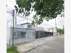 Casa en Venta en Jardines de La Cruz 1a. Sección Guadalajara