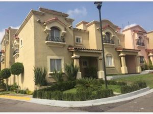 Casa en Venta en Urbi Quinta Montecarlo Cuautitlán Izcalli