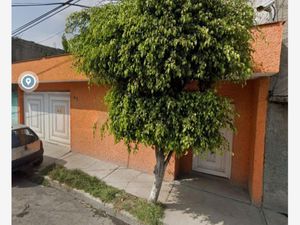 Casa en Venta en Jardines del Tepeyac Ecatepec de Morelos