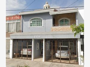 Casa en Venta en Tabachines Zapopan