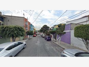 Casa en Venta en Guadalupe del Moral Iztapalapa