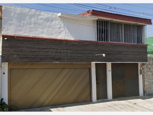 Casa en Venta en Jardines de San Manuel Puebla